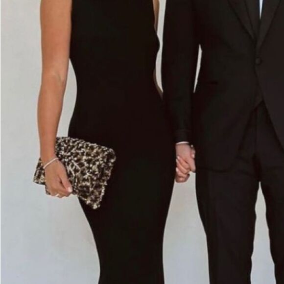 Black midi dress - Picture 1 of 6